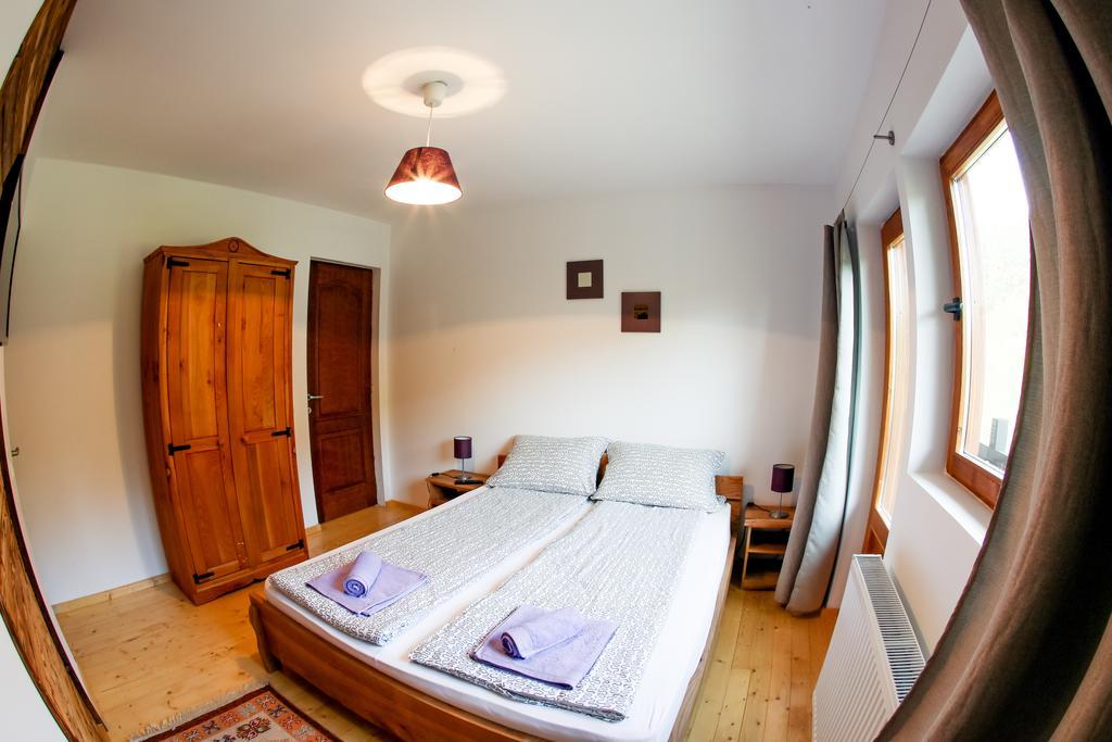 Landhaus Bed&Breakfast Vişeu de Sus Екстериор снимка