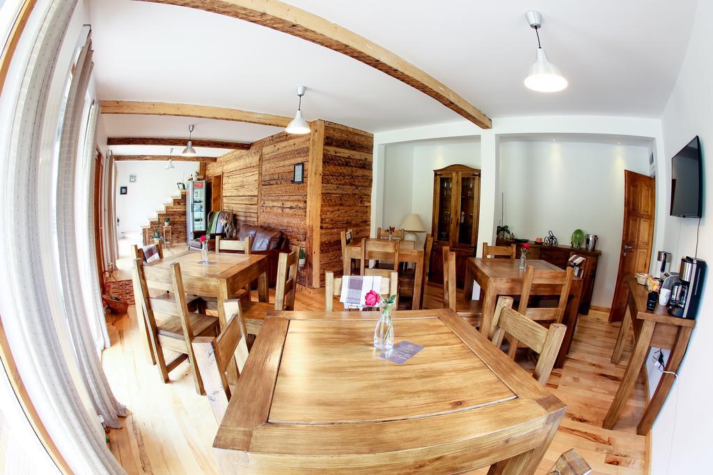 Landhaus Bed&Breakfast Vişeu de Sus Екстериор снимка