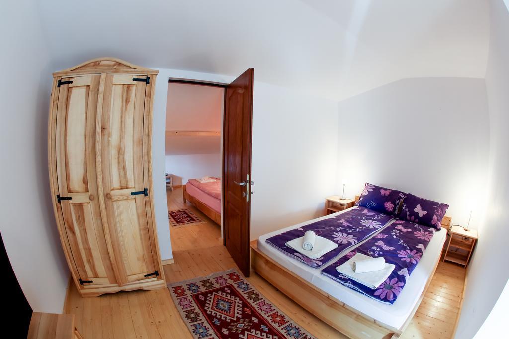 Landhaus Bed&Breakfast Vişeu de Sus Стая снимка