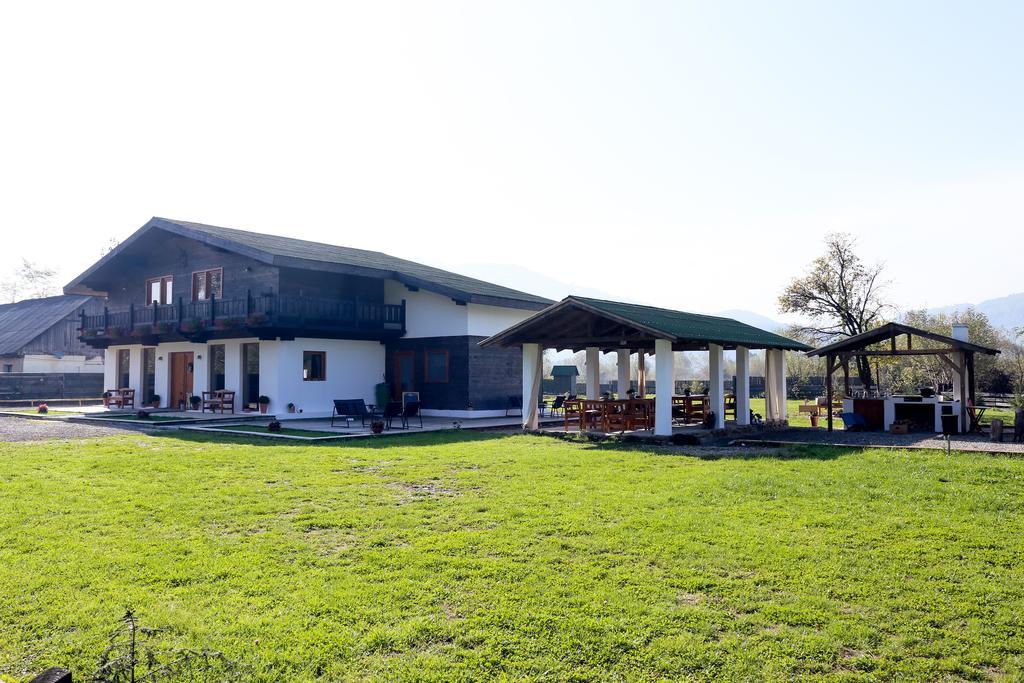 Landhaus Bed&Breakfast Vişeu de Sus Екстериор снимка
